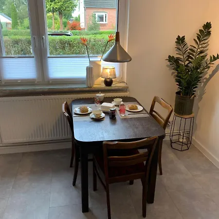 Apartament Allis Kajuete - Entspannen Im Grossen Garten Oder Vorm Kamin Lubeka